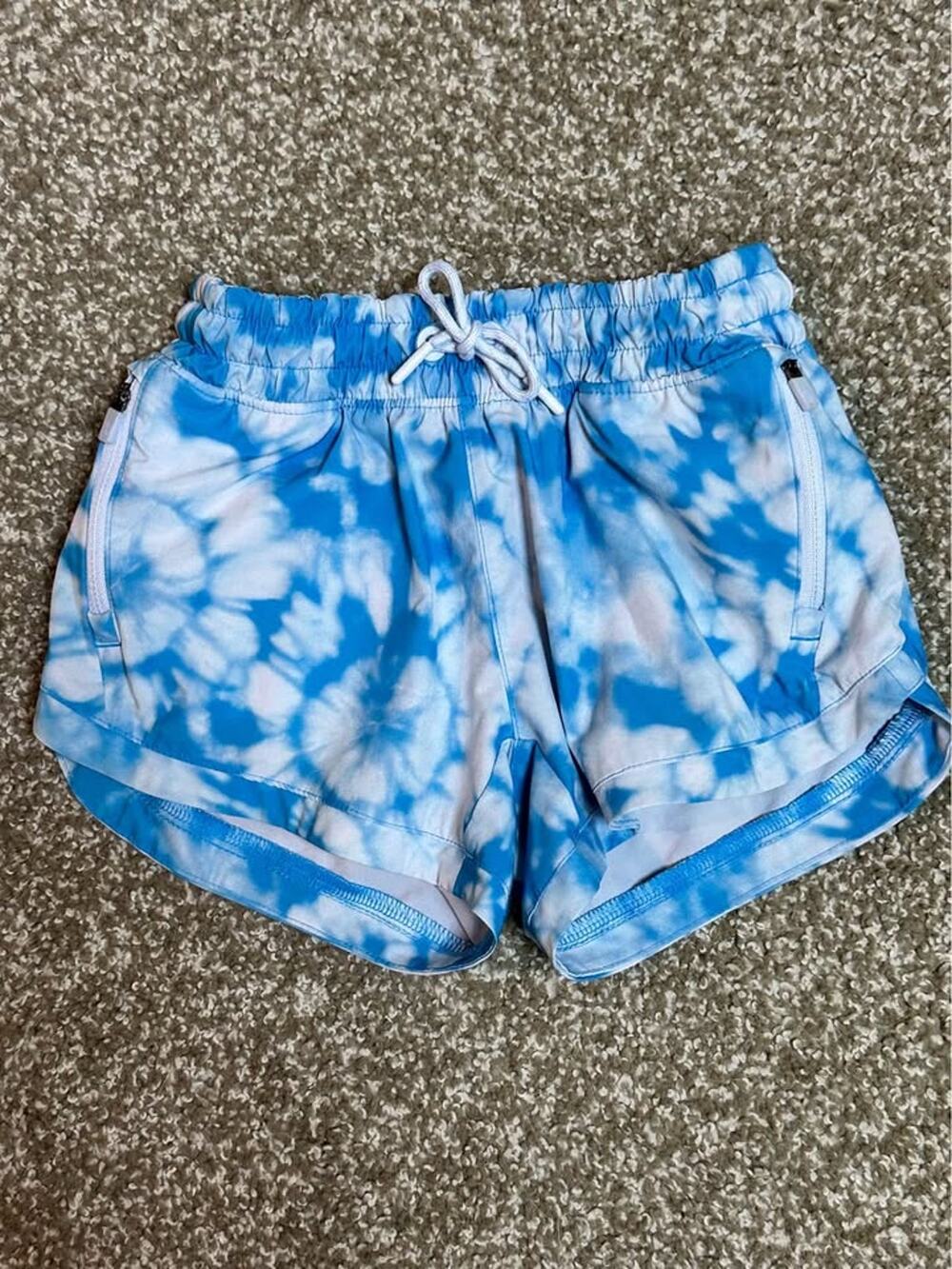 Athleta Girsl Size Small (7) Performance Shorts